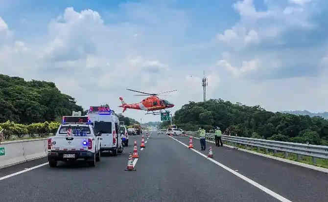 红谷滩区高速公路汽车救援案例