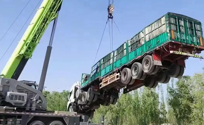 红谷滩区道路脱困救援案例